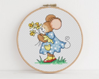 Furry Tales Daffodil Mouse / PDF Cross Stitch Pattern / Lucie Heaton