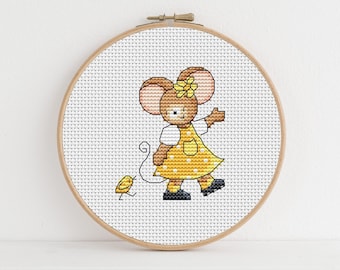 Spring Chick Mouse - Furry Tales / PDF Cross Stitch Pattern / Lucie Heaton