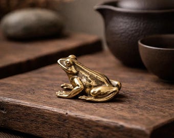 Solid Brass Frog Statue, Retro Rural Tea Pet Decoration, Lucky Desktop Ornament