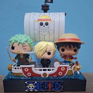 Espositore Funko Pop One Piece Kinder - Stand Collezione Luffy Zoro Sanji - Supporto Anime Manga | Regalo Fan One Piece