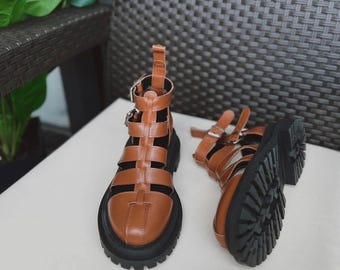Sandalias gladiadoras de cuero marrón, sandalias de plataforma gruesa con tiras, zapatos cómodos e informales de verano, estilo pescador.