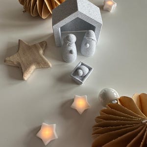 Weihnachtskrippe 3D Druckdatei | Maria Josef Jesuskid |  Weihnachtsdeko | Geschenkidee | STL  3MF | kommerzielle Nutzung | Krippenfiguren