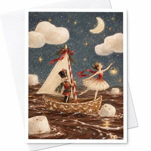 Peut inclure: Une illustration de carte de vœux montrant un casse-noisette et une ballerine dans un bateau en pain d'épices naviguant sur une mer brun foncé. Le bateau a un mât en sucre d'orge et une voile blanche. Un croissant de lune brille dans le ciel.