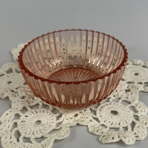 Vintage Pink Queen Mary Depression Glass Dish Vertical Ribbed Prismatic Pattern 1930s Collectible Glassware