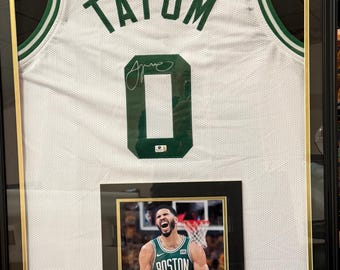 Jayson Tatum signerad inramad tröja – Boston Celtics signerad tröja med foto – Certifierad autentisk – NBA-väggkonst-memorabilia