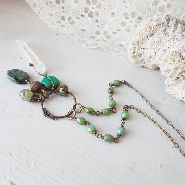 Crystal Quarz zeigen, Edelstein-Cluster-Halskette, echte Türkis & melierte Böhmisches Glas, Talisman Schmuck, oxidierte Messingkette Rosenkranz Stil