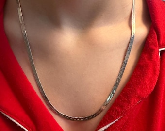 Vintage 925 Italy Sterling Silver Herringbone Chain Necklace 20” 14g Flat Snake Chain