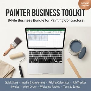 Può includere: Un laptop che mostra un foglio di calcolo è circondato da strumenti di pittura, tra cui un pennello, un rullo e un barattolo di vernice. Il testo "PAINTER BUSINESS TOOLKIT" e "8-File Business Bundle for Painting Contractors" sono visualizzati.