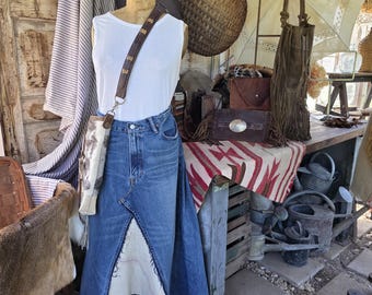 Falda larga de Polo Ralph Lauren confeccionada con tela vaquera reciclada estilo boho western reconstruido.