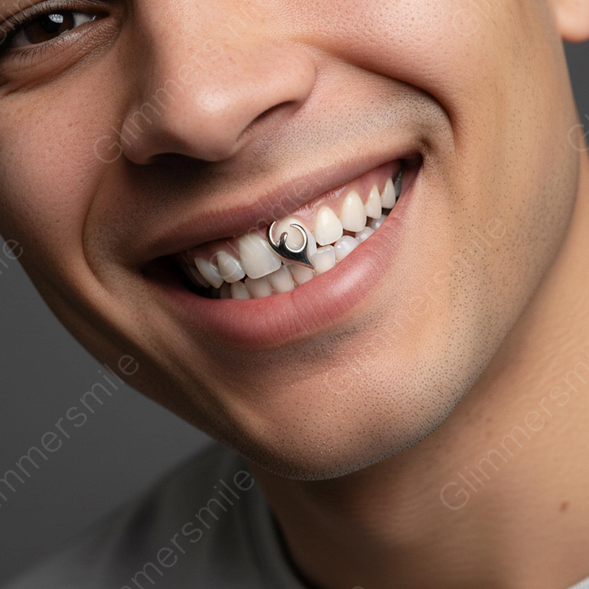 Single diamond open face grillz - Etsy 日本