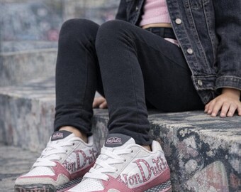 Vintage Von Dutch Youth Size 1 – White & Pink Sneakers – New With Box – Y2K Streetwear