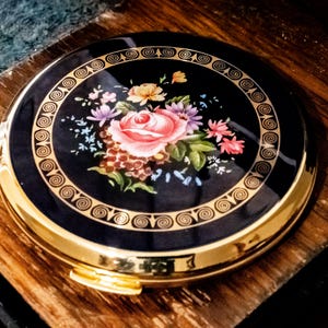 New Stratton Compact - Etsy