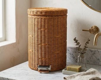 Papelera de mimbre tejida a mano con pedal / Cubo de basura de ratán para baño y dormitorio, cesta rústica bohemia, pequeño cubo de basura natural para decoración del hogar 5L 8L 12L