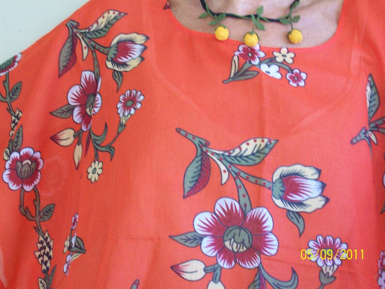 Free-size/plus size Poncho-Tunika - Kimono-Top aus traditionellem Baumwollmaterial aus der Türkei - Boho Strandbezug - floral lässig Bild 3