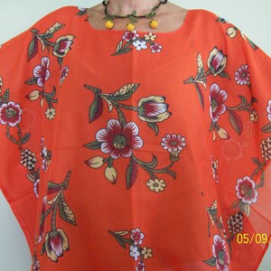 Free-size/plus size Poncho-Tunika - Kimono-Top aus traditionellem Baumwollmaterial aus der Türkei - Boho Strandbezug - floral lässig Bild 2