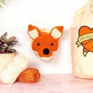 Mini Fox Head Knitting Kit image 1