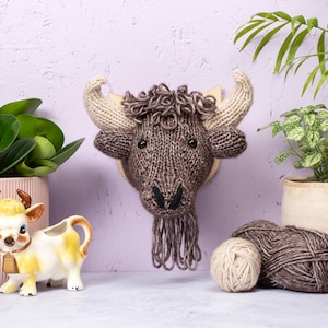 Mini Bison Head Knitting Kit