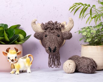 Mini Bison Head Knitting Kit