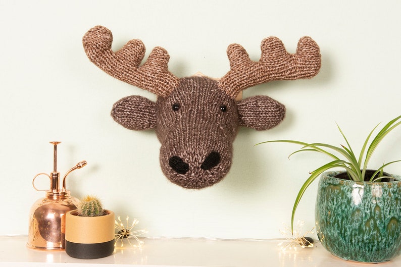 Mini Moose Head Knitting Kit image 7