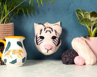 Mini White Tiger Head Knitting Kit