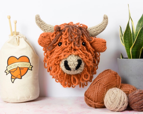 Highland Cow Crochet Kit