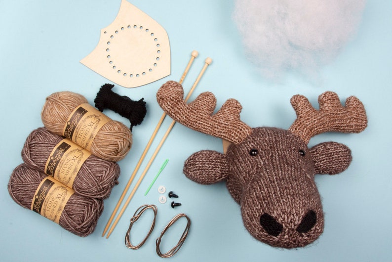 Mini Moose Head Knitting Kit image 2