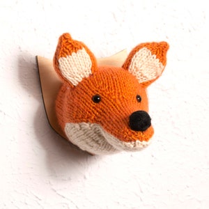 Mini Fox Head Knitting Kit image 3