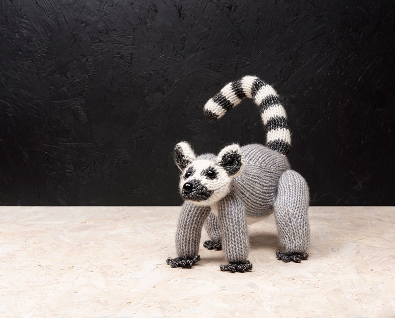 Alicia the Lemur Knitting Kit image 1