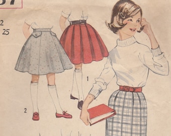 Vintage School Girl Skirt Pattern Simplicity 3767 Size 12
