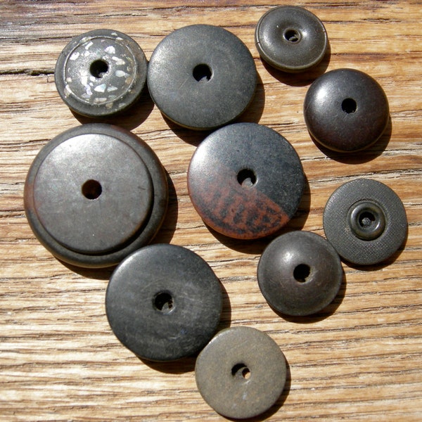 Mixed Lot of 10 Whistle Buttons