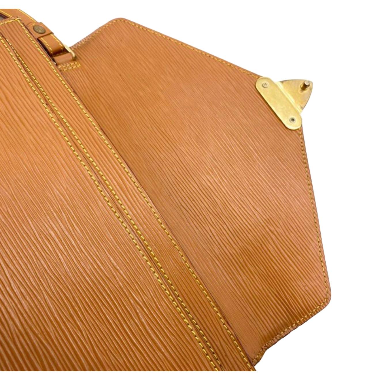 Louis Vuitton Serie Dragonne Clutch image 6
