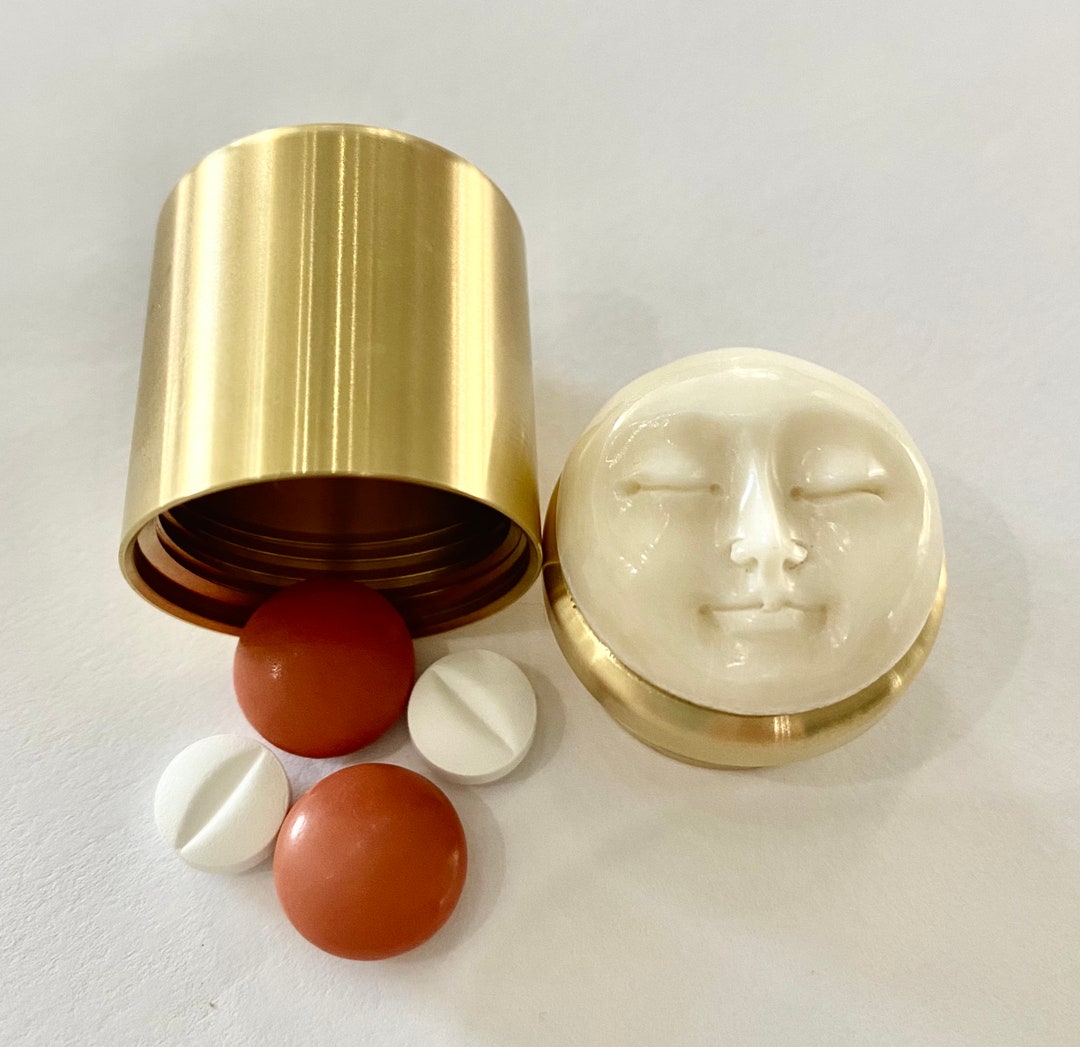 Moon Face,Pill Box, Birth Control Pill Case. Cool Pill Case , Small pill box, Pill Organizer, Pill Case Gift, Pill Box For Purse, 7 day pill