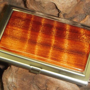 CURLY REDWOOD Tarjetero Acero Inoxidable, Tarjetero Madera, Regalo para Papá, Regalo para el Novio, Regalo Corporativo, Regalo Hombre, Tarjeteros