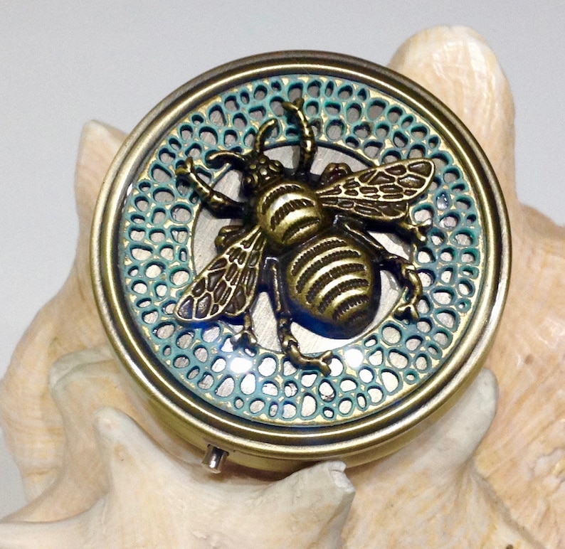 Honeybee,Pill Compartment Pill Cases Large Bumblebee Pill Box Pill boxes Pill Boxes,Travel Pill Case Bee pill case Gift for Mom