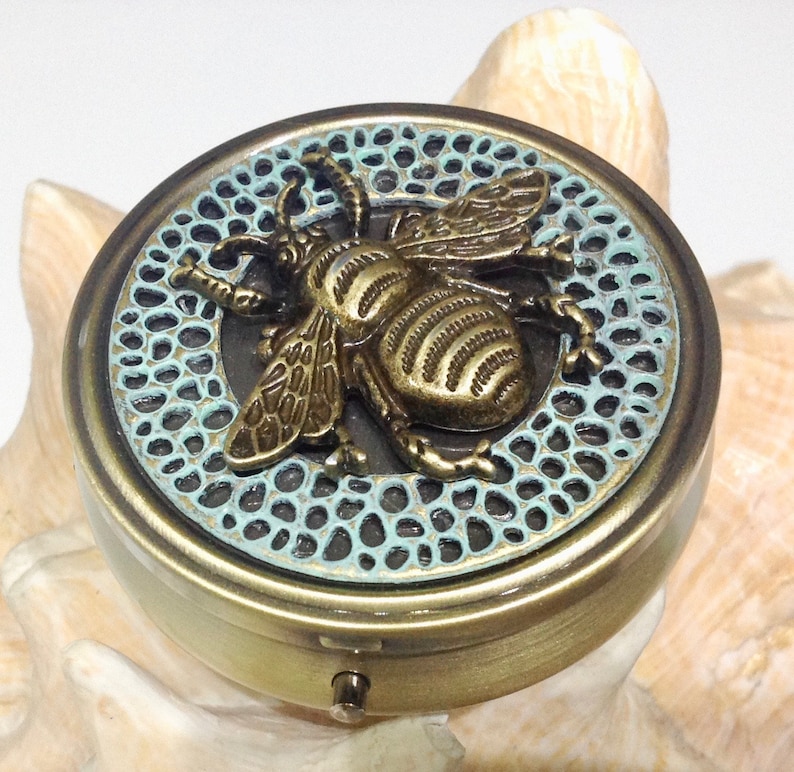 Honeybee,Pill Compartment Pill Cases Large Bumblebee Pill Box Pill boxes Pill Boxes,Travel Pill Case Bee pill case Gift for Mom