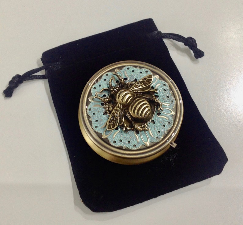Honeybee,Pill Compartment Pill Cases Large Bumblebee Pill Box Pill boxes Pill Boxes,Travel Pill Case Bee pill case Gift for Mom