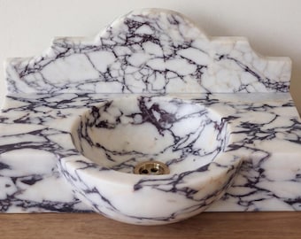 Mueble de baño con lavabo de mármol Calacatta, placa trasera y mueble de madera, lavabo de baño suspendido, patas de consola de latón, lavabo de piedra de lujo.