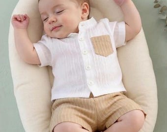 ミニマルな新生児男の子用サマーセット｜ジェントルマンスタイルの衣装