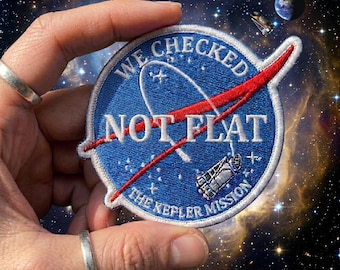 We hebben niet-platte geborduurde patch gecontroleerd, Kepler Mission NASA-stijl opstrijkbaar, grappige badge wetenschapsruimte opnaaien jas rugzak, STEM-cadeau