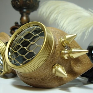 Halloween Steampunk goggles Tan Leather Stinger spikes Honeycomb lens Air Pirate Eyewear  Burning Steampunk man