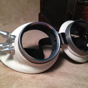 Steampunk Goggles, Antique White, Cyberpunk, White Leather, Winged Spikes, burning man goggles, Cosplay, Rave, Costume, Spike Goggles