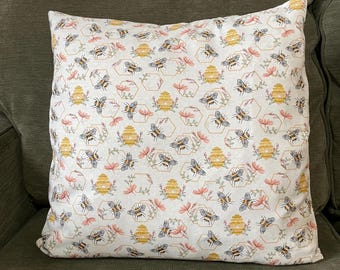 18x18 Honey Bees Pillow Cover | Envelope Back | Cotton