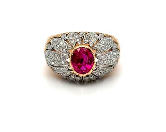 Anillo de compromiso antiguo de oro rosa de 18 quilates y platino con zafiro rosa y diamante rosa.