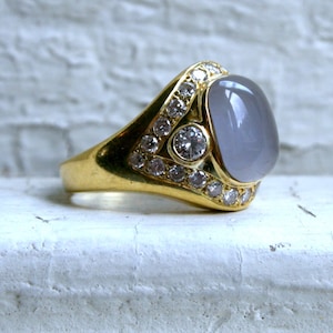 Amazing 18K Yellow Gold Chalcedony and Diamond Engagement Ring - 6.02ct