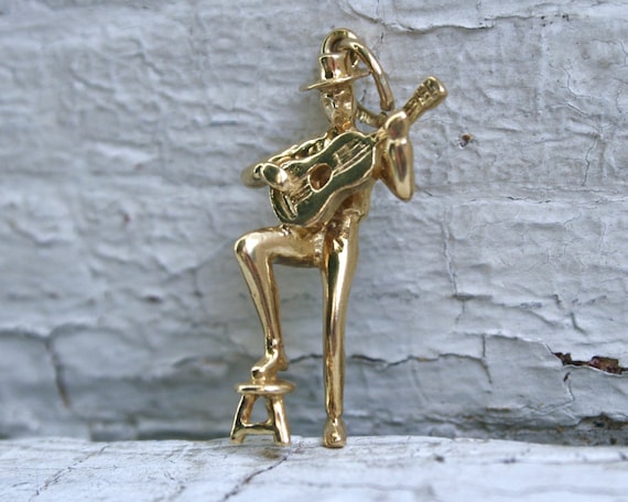 Vintage Guitar Player 14K Yellow Gold Charm/ Pend… - image 3