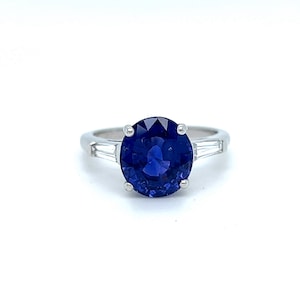 Classic Vintage Platinum Sapphire Engagement Ring with Baguette Diamonds - 3.55ct.