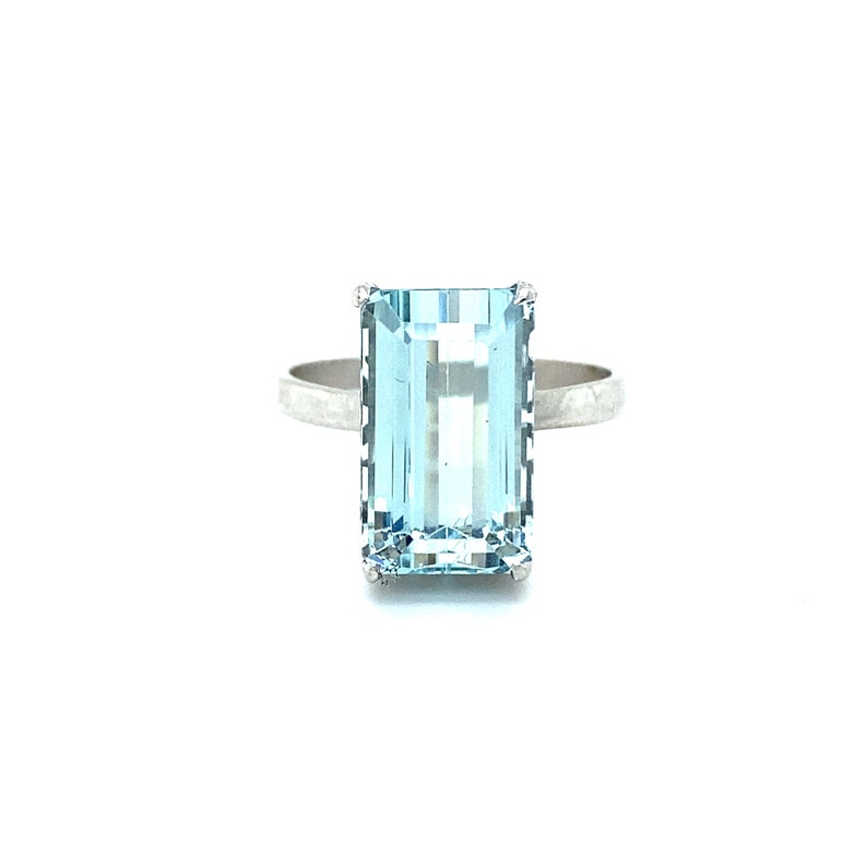 Vintage Aquamarine Solitaire Ring Engagement Ring in 18K White Gold 6.00ct. image 2