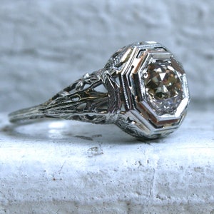 Vintage 18K White Gold Diamond Engagement Ring - 1.25ct.