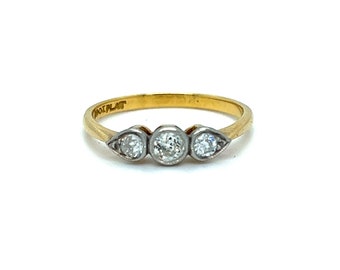 Antique 18K Yellow Gold Platinum Diamond Three Stone Ring Engagement Ring.