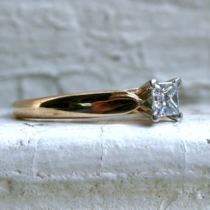 Traditional Vintage 14K Yellow Gold Princess Cut Diamond Solitaire Engagement Ring.